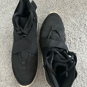 Nike Air Fear Of God Raid